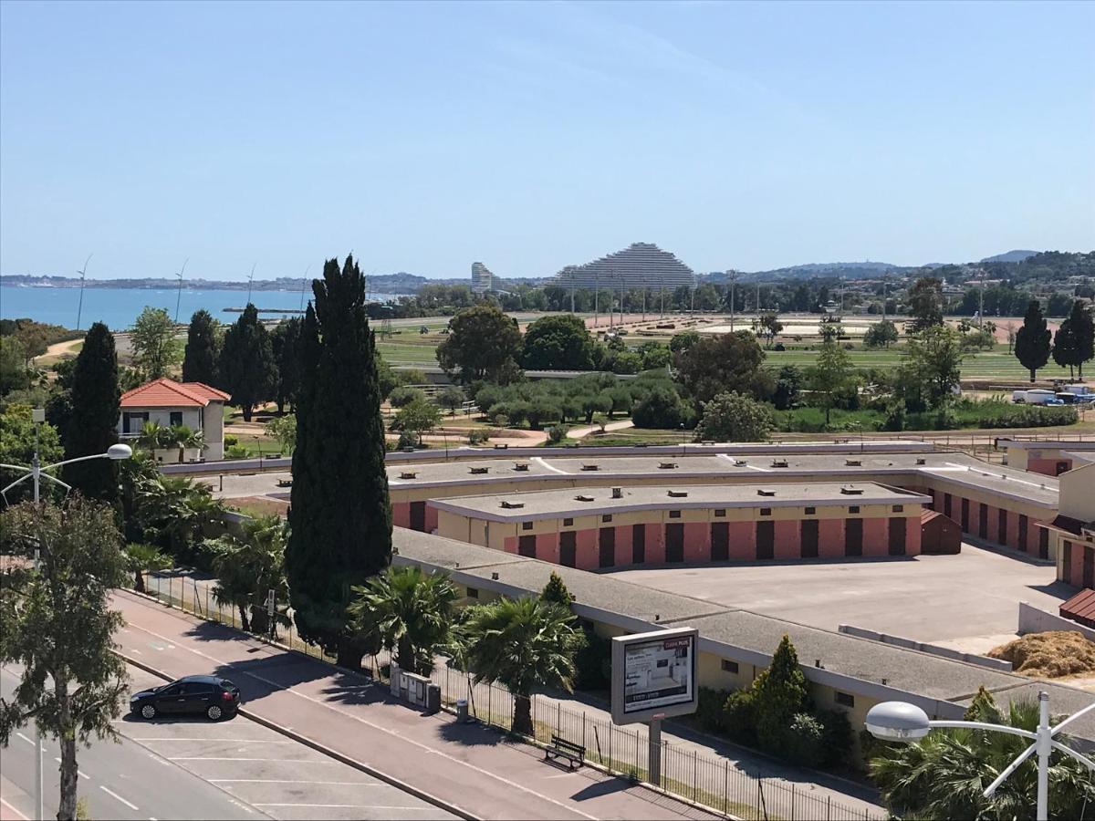 Plage et hippodrome Cagnes-sur-Mer Eksteriør billede